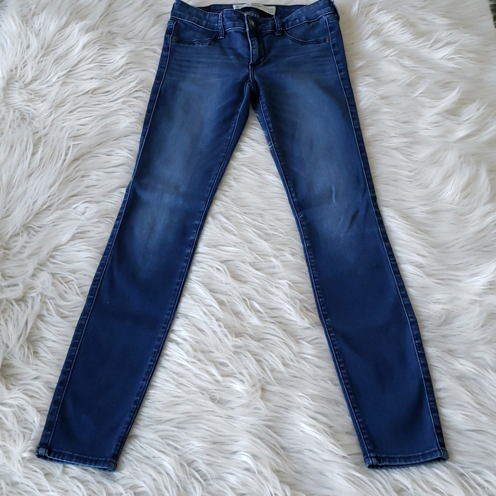 Abercrombie and Fitch  Skinny Jeans